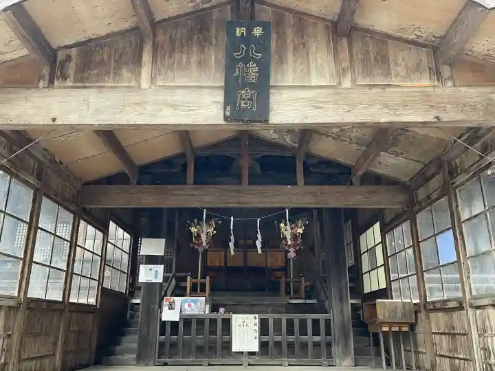 函館八幡宮の{uncategorized: "未分類", other: "その他", undefined: "問題あり", building: "その他建物", grave: "お墓", sacred_gate: "鳥居", guardian: "狛犬", statue: "像", buddha: "仏像", history: "歴史", nature: "自然", garden: "庭園", animal: "動物", pagoda: "塔", temizu: "手水舎", mountain_gate: "山門・神門", sanctuary: "本殿・本堂", subordinate: "末社・摂社", art: "芸術", scenery: "景色", jizo: "地蔵", ema: "絵馬", goshuin: "御朱印", omikuji: "おみくじ", items: "授与品その他", amulet: "お守り", goshuincho: "御朱印帳", eats: "食事", festival: "お祭り", votive_dance: "神楽", shichigosan: "七五三参", wedding: "結婚式", experience: "体験その他", initially: "初詣", around: "周辺", anti_infection: "感染症対策"}