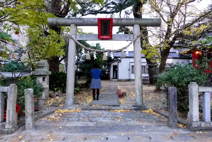 辨天神社の鳥居