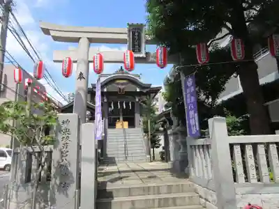 神楽坂若宮八幡神社の鳥居
