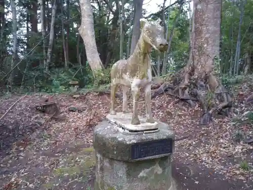 八王子神社の狛犬