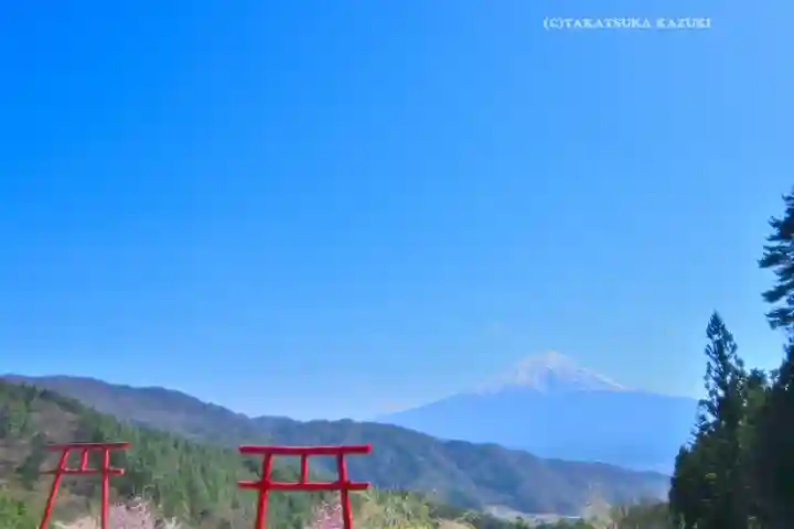 富士山遙拝所(天空の鳥居)(山梨県)