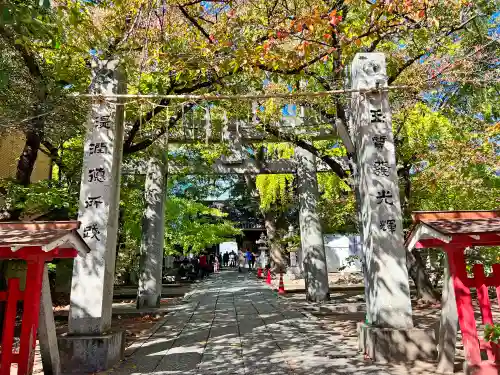 鳥飼八幡宮の鳥居