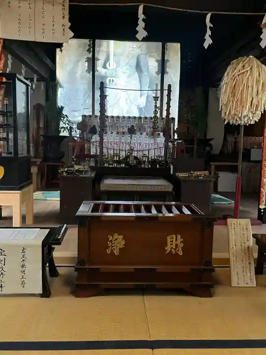 新大佛寺の{uncategorized: "未分類", other: "その他", undefined: "問題あり", building: "その他建物", grave: "お墓", sacred_gate: "鳥居", guardian: "狛犬", statue: "像", buddha: "仏像", history: "歴史", nature: "自然", garden: "庭園", animal: "動物", pagoda: "塔", temizu: "手水舎", mountain_gate: "山門・神門", sanctuary: "本殿・本堂", subordinate: "末社・摂社", art: "芸術", scenery: "景色", jizo: "地蔵", ema: "絵馬", goshuin: "御朱印", omikuji: "おみくじ", items: "授与品その他", amulet: "お守り", goshuincho: "御朱印帳", eats: "食事", festival: "お祭り", votive_dance: "神楽", shichigosan: "七五三参", wedding: "結婚式", experience: "体験その他", initially: "初詣", around: "周辺", anti_infection: "感染症対策"}