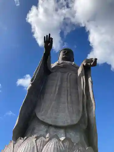 東本願寺本廟 牛久浄苑（牛久大仏）(茨城県)