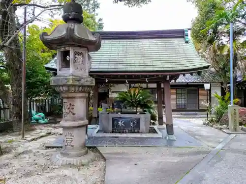 白山神社の手水舎