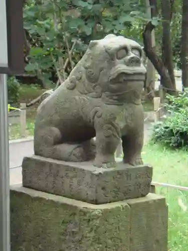 六郷神社の狛犬