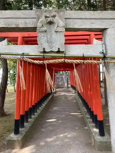 高繁大明神(稲荷)の鳥居