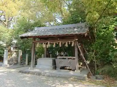 稲荷神社の手水舎