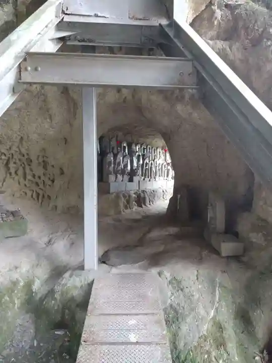 岩室観音堂の仏像