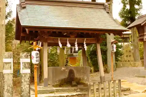 諏訪大社上社前宮(長野県)