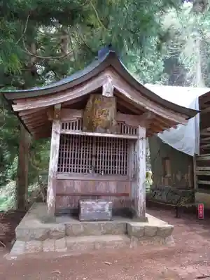 高尾穂見神社の末社・摂社