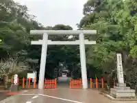 息栖神社の{uncategorized: "未分類", other: "その他", undefined: "問題あり", building: "その他建物", grave: "お墓", sacred_gate: "鳥居", guardian: "狛犬", statue: "像", buddha: "仏像", history: "歴史", nature: "自然", garden: "庭園", animal: "動物", pagoda: "塔", temizu: "手水舎", mountain_gate: "山門・神門", sanctuary: "本殿・本堂", subordinate: "末社・摂社", art: "芸術", scenery: "景色", jizo: "地蔵", ema: "絵馬", goshuin: "御朱印", omikuji: "おみくじ", items: "授与品その他", amulet: "お守り", goshuincho: "御朱印帳", eats: "食事", festival: "お祭り", votive_dance: "神楽", shichigosan: "七五三参", wedding: "結婚式", experience: "体験その他", initially: "初詣", around: "周辺", anti_infection: "感染症対策"}