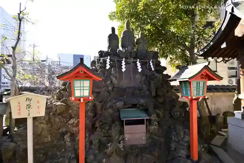 千葉神社の像