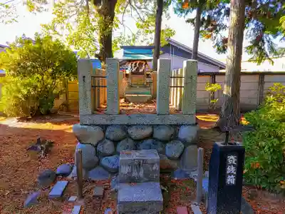 神明社(上祖父江)の末社・摂社