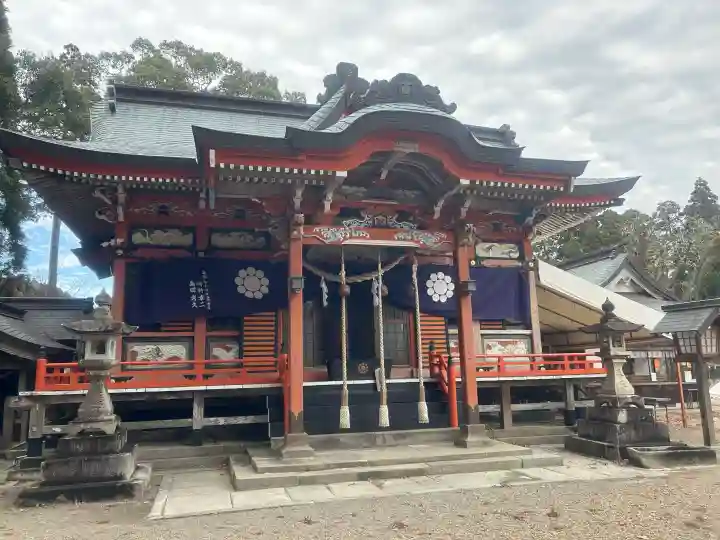 榎原神社の{uncategorized: "未分類", other: "その他", undefined: "問題あり", building: "その他建物", grave: "お墓", sacred_gate: "鳥居", guardian: "狛犬", statue: "像", buddha: "仏像", history: "歴史", nature: "自然", garden: "庭園", animal: "動物", pagoda: "塔", temizu: "手水舎", mountain_gate: "山門・神門", sanctuary: "本殿・本堂", subordinate: "末社・摂社", art: "芸術", scenery: "景色", jizo: "地蔵", ema: "絵馬", goshuin: "御朱印", omikuji: "おみくじ", items: "授与品その他", amulet: "お守り", goshuincho: "御朱印帳", eats: "食事", festival: "お祭り", votive_dance: "神楽", shichigosan: "七五三参", wedding: "結婚式", experience: "体験その他", initially: "初詣", around: "周辺", anti_infection: "感染症対策"}