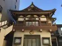萬徳院の本殿・本堂