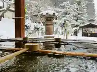 土津神社|こどもと出世の神さまの手水舎