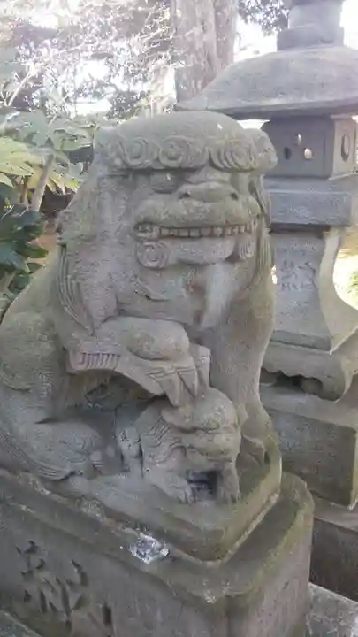 米本神社の狛犬