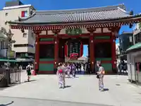 浅草寺の山門・神門