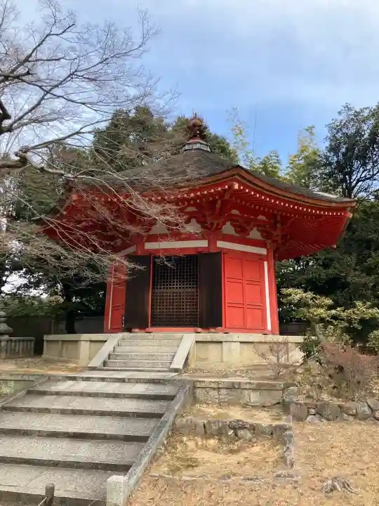 東福禅寺(東福寺)の{uncategorized: "未分類", other: "その他", undefined: "問題あり", building: "その他建物", grave: "お墓", sacred_gate: "鳥居", guardian: "狛犬", statue: "像", buddha: "仏像", history: "歴史", nature: "自然", garden: "庭園", animal: "動物", pagoda: "塔", temizu: "手水舎", mountain_gate: "山門・神門", sanctuary: "本殿・本堂", subordinate: "末社・摂社", art: "芸術", scenery: "景色", jizo: "地蔵", ema: "絵馬", goshuin: "御朱印", omikuji: "おみくじ", items: "授与品その他", amulet: "お守り", goshuincho: "御朱印帳", eats: "食事", festival: "お祭り", votive_dance: "神楽", shichigosan: "七五三参", wedding: "結婚式", experience: "体験その他", initially: "初詣", around: "周辺", anti_infection: "感染症対策"}