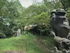 戸室山神社の狛犬