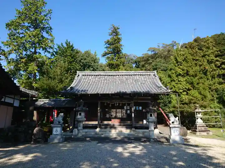 神明神社の本殿・本堂