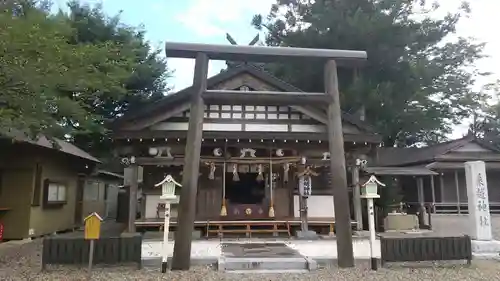 乗越神社の鳥居