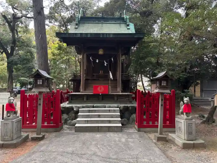 浜松八幡宮の{uncategorized: "未分類", other: "その他", undefined: "問題あり", building: "その他建物", grave: "お墓", sacred_gate: "鳥居", guardian: "狛犬", statue: "像", buddha: "仏像", history: "歴史", nature: "自然", garden: "庭園", animal: "動物", pagoda: "塔", temizu: "手水舎", mountain_gate: "山門・神門", sanctuary: "本殿・本堂", subordinate: "末社・摂社", art: "芸術", scenery: "景色", jizo: "地蔵", ema: "絵馬", goshuin: "御朱印", omikuji: "おみくじ", items: "授与品その他", amulet: "お守り", goshuincho: "御朱印帳", eats: "食事", festival: "お祭り", votive_dance: "神楽", shichigosan: "七五三参", wedding: "結婚式", experience: "体験その他", initially: "初詣", around: "周辺", anti_infection: "感染症対策"}