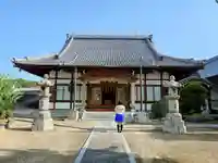 泉徳寺の本殿・本堂