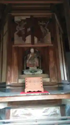 願成就寺の本殿・本堂