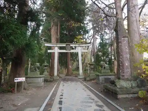 十和田神社の鳥居