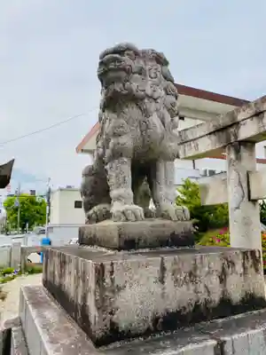 三輪神社の狛犬
