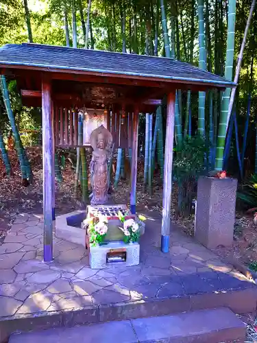 妙法寺（おおくら大佛）の手水舎