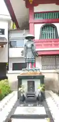 放生寺の像