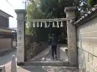 荒井神社の鳥居