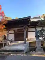 充行院の山門・神門