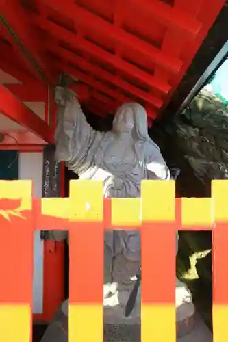 二見興玉神社の像