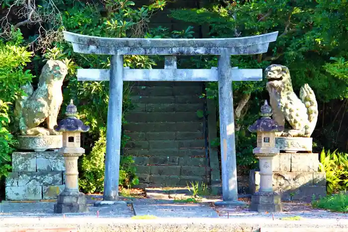 手間天神社の鳥居