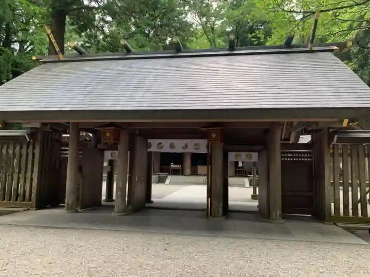 天岩戸神社の山門・神門