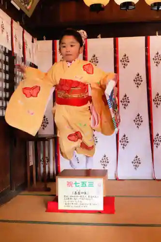 三津厳島神社の七五三参