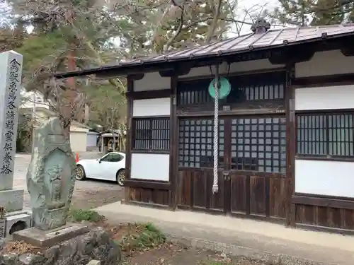 建明寺の本殿