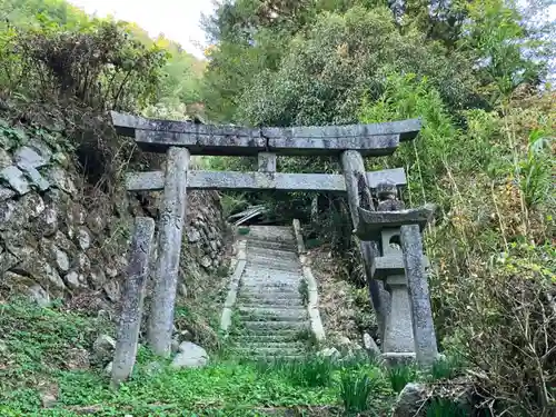 河内神社の鳥居