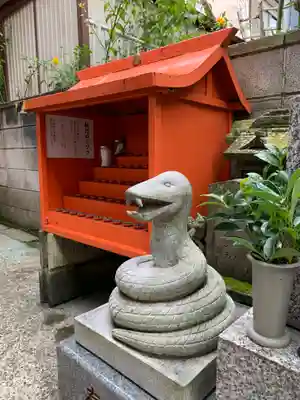 豊受稲荷本宮の狛犬