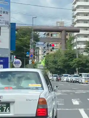北海道神宮の{uncategorized: "未分類", other: "その他", undefined: "問題あり", building: "その他建物", grave: "お墓", sacred_gate: "鳥居", guardian: "狛犬", statue: "像", buddha: "仏像", history: "歴史", nature: "自然", garden: "庭園", animal: "動物", pagoda: "塔", temizu: "手水舎", mountain_gate: "山門・神門", sanctuary: "本殿・本堂", subordinate: "末社・摂社", art: "芸術", scenery: "景色", jizo: "地蔵", ema: "絵馬", goshuin: "御朱印", omikuji: "おみくじ", items: "授与品その他", amulet: "お守り", goshuincho: "御朱印帳", eats: "食事", festival: "お祭り", votive_dance: "神楽", shichigosan: "七五三参", wedding: "結婚式", experience: "体験その他", initially: "初詣", around: "周辺", anti_infection: "感染症対策"}