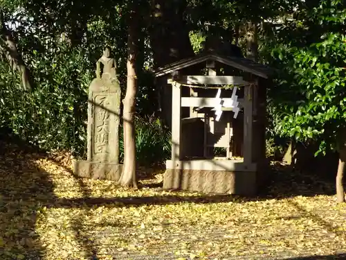 八幡神社の末社