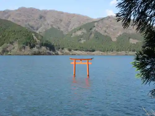 九頭龍神社本宮(神奈川県)