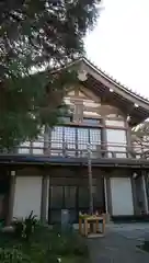 八幡山観音寺の本殿