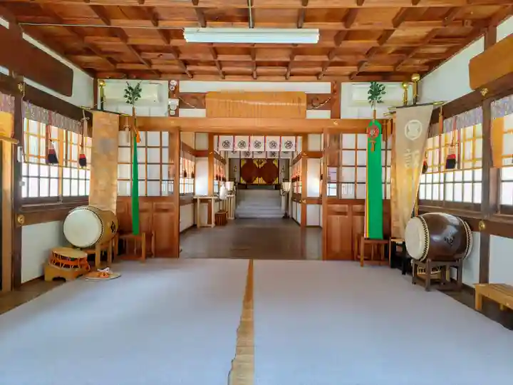 諏訪社(中志段味)の本殿・本堂