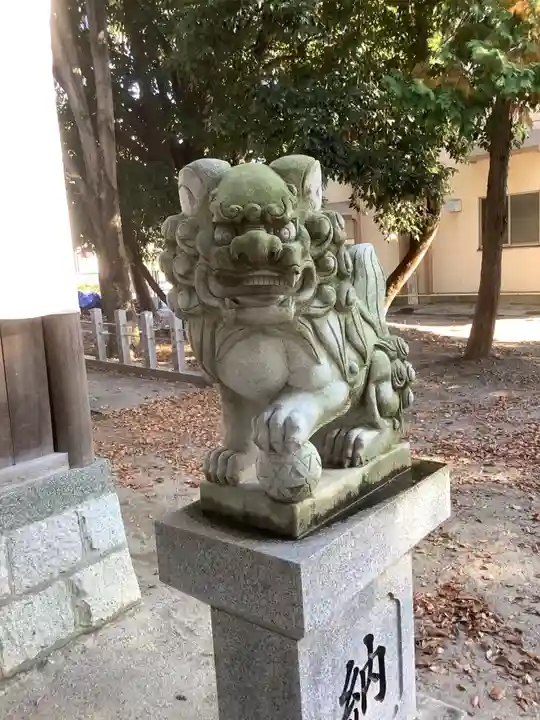 貴船社(貴船町)の狛犬