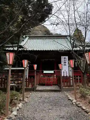 麓山神社の{uncategorized: "未分類", other: "その他", undefined: "問題あり", building: "その他建物", grave: "お墓", sacred_gate: "鳥居", guardian: "狛犬", statue: "像", buddha: "仏像", history: "歴史", nature: "自然", garden: "庭園", animal: "動物", pagoda: "塔", temizu: "手水舎", mountain_gate: "山門・神門", sanctuary: "本殿・本堂", subordinate: "末社・摂社", art: "芸術", scenery: "景色", jizo: "地蔵", ema: "絵馬", goshuin: "御朱印", omikuji: "おみくじ", items: "授与品その他", amulet: "お守り", goshuincho: "御朱印帳", eats: "食事", festival: "お祭り", votive_dance: "神楽", shichigosan: "七五三参", wedding: "結婚式", experience: "体験その他", initially: "初詣", around: "周辺", anti_infection: "感染症対策"}